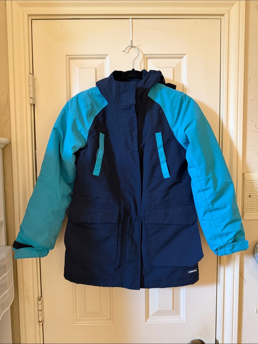 Lands’ End Kids Squall Navy and Teal Winter Jacket Sz S 7/8